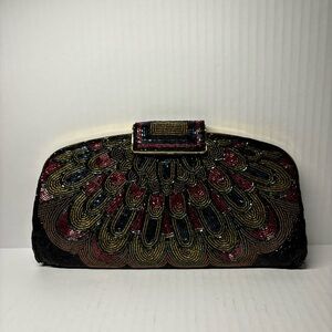 Beaded Peacock-Pattern Evening Clutch in Black and Metallic